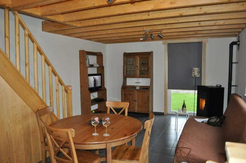 Bungalow Froid-Chapelle Eksteriør bilde